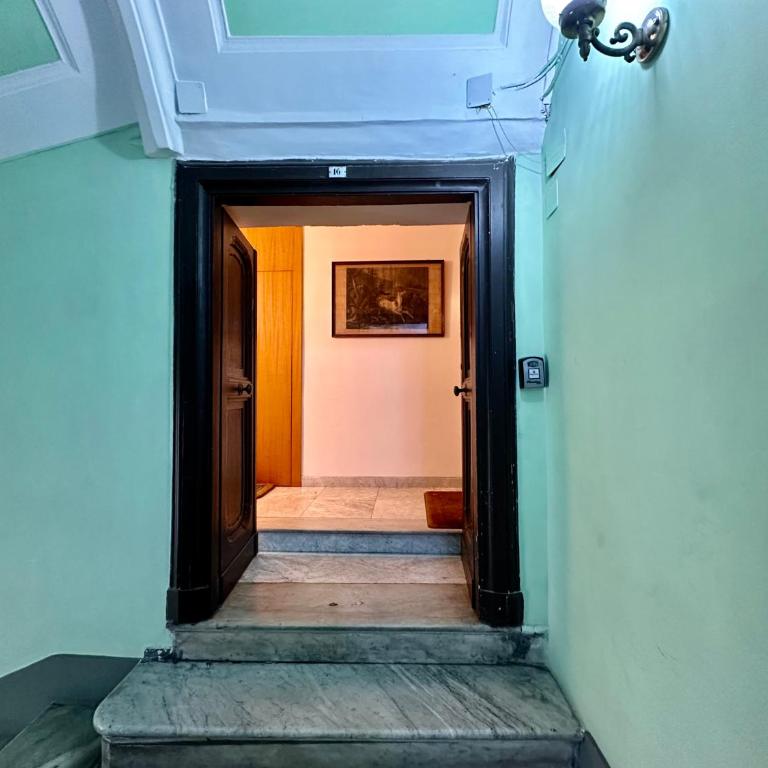 Mammina Home Chiatamone - Appartamento con 2 Camere da Letto - 31