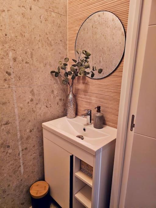 ''Lotus'' Superbe T2 centre ville climatisé - Wifi - Apartment mit 1 Schlafzimmer - 11