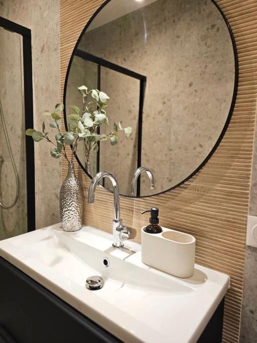 ''Lotus'' Superbe T2 centre ville climatisé - Wifi - Apartment mit 1 Schlafzimmer - 12