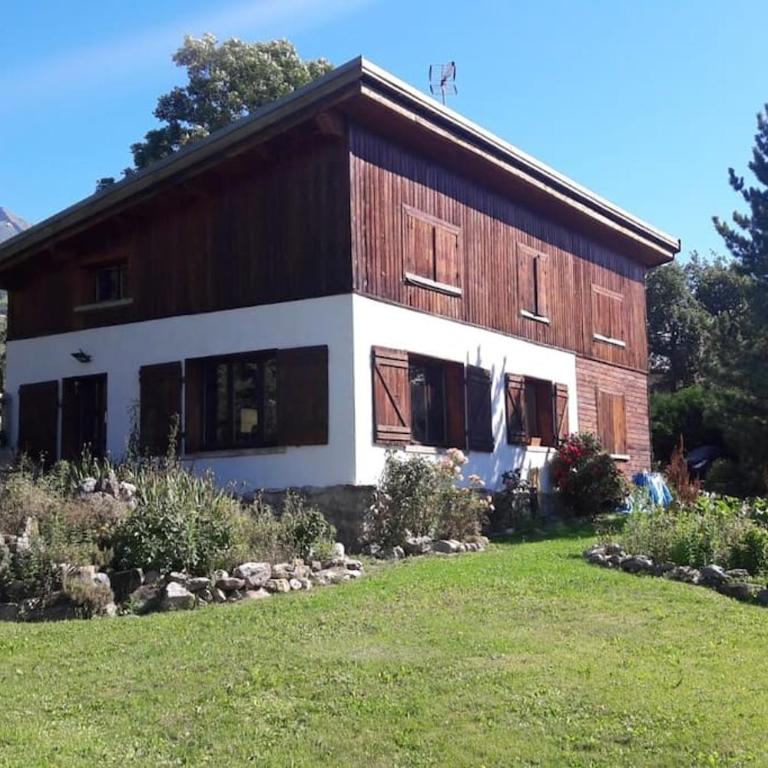 Entire Chalet Salamo 11 plus 1 Les Arcs Paradiski Jacuzzi - Chalet - 17
