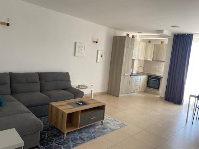 Apartments Uki - One-Bedroom Apartment - 13