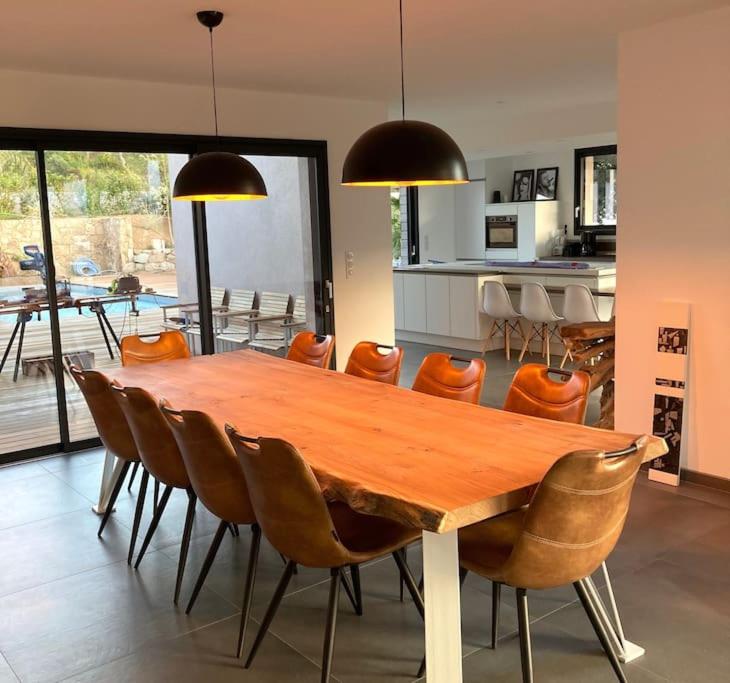 Superbe Villa 14 pers, vue mer et piscine chauffée - Villa - 26
