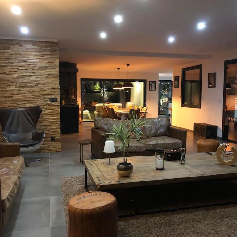 Superbe Villa 14 pers, vue mer et piscine chauffée - Villa - 31