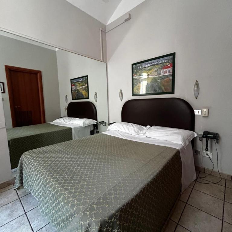 Hotel Ferrucci - Budget Single Room - 1