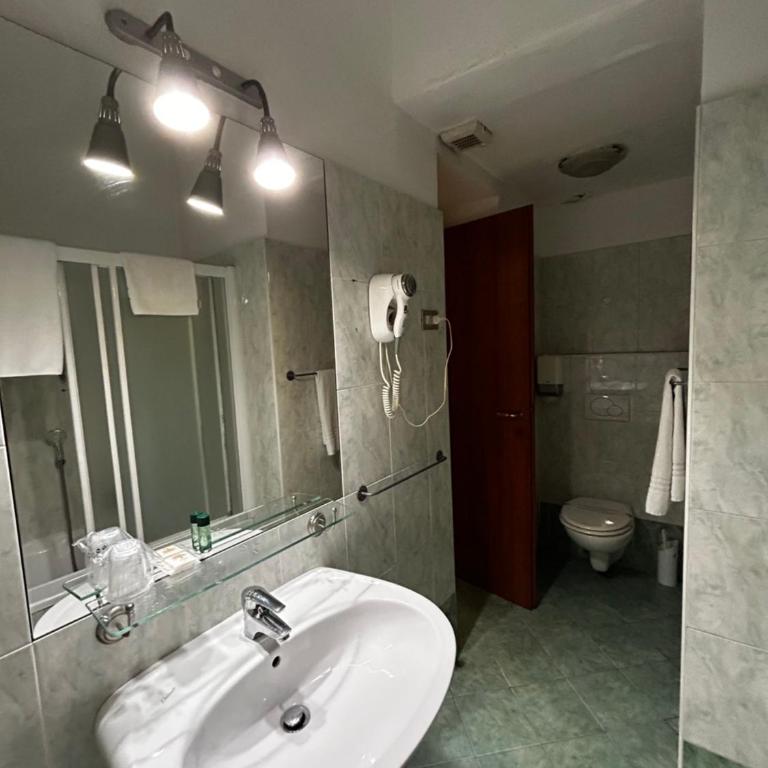 Hotel Ferrucci - Budget Single Room - 6