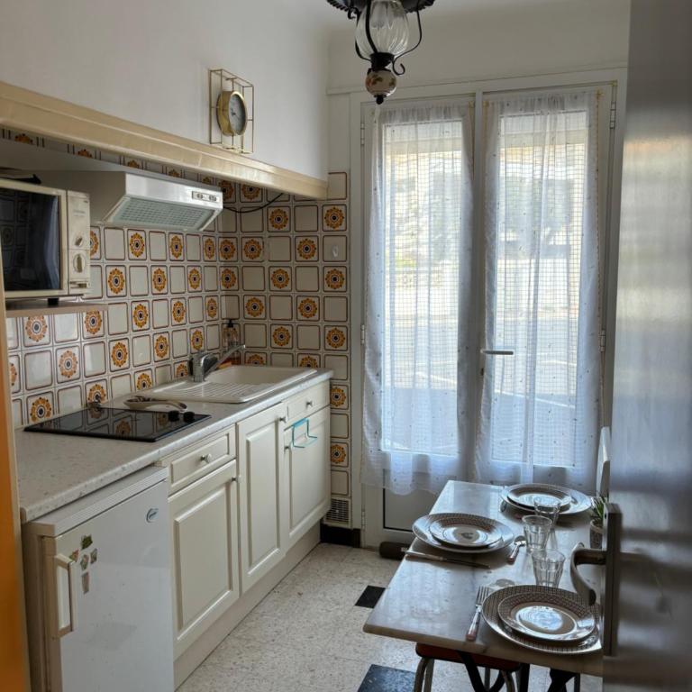 Studio bord de mer avec terrasse et parking - Le Géranium - Appartement 1 Chambre - 4