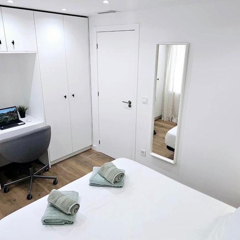 CHARLOT Center Apartment III by SunCastle apartamentos - Two-Bedroom Apartment - 14