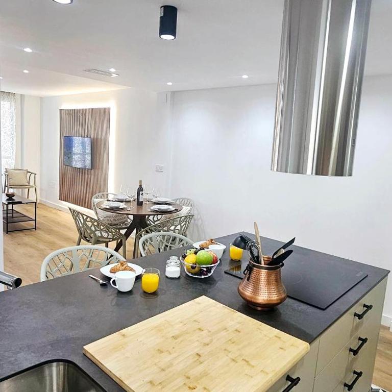CHARLOT Center Apartment III by SunCastle apartamentos - Two-Bedroom Apartment - 23
