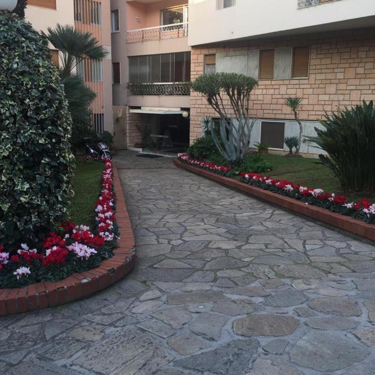 Casa Giardino - Appartamento con 2 Camere da Letto - 11