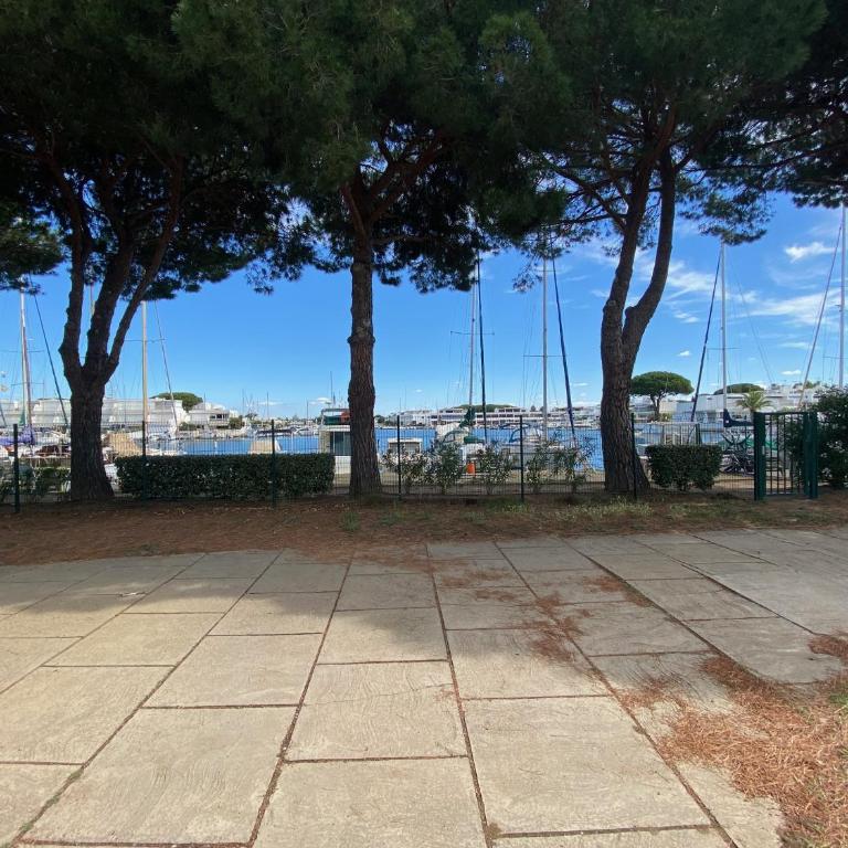 Sol-y-Days Santa Maria vue sur les marinas - Deluxe One-Bedroom Apartment with Harbor View - 17