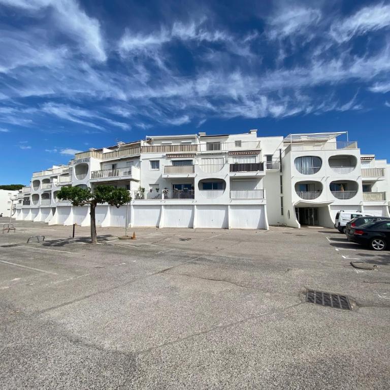 Sol-y-Days Santa Maria vue sur les marinas - Deluxe One-Bedroom Apartment with Harbor View - 19