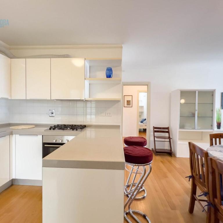 Cattedrale 5 Tirabora Short Rent, con parcheggio privato - Appartamento con 2 Camere da Letto - 31
