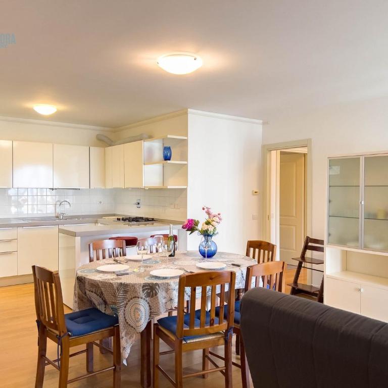 Cattedrale 5 Tirabora Short Rent, con parcheggio privato - Appartamento con 2 Camere da Letto - 12