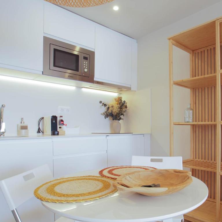 Apple Beach Studio by BHomesCostaBrava - Apartamento de 1 dormitorio - 2