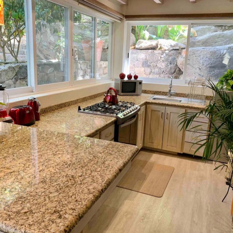 Perfect get away walking distance to centro - Apartamento - 16