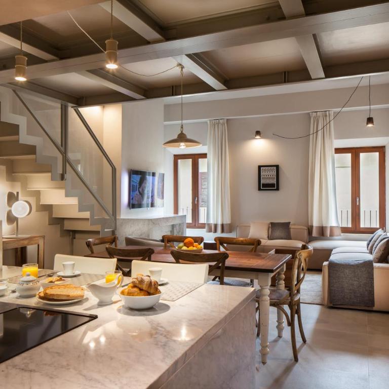 Penthouse in Siena's Heart with Elevator & Parking - Appartamento - 1