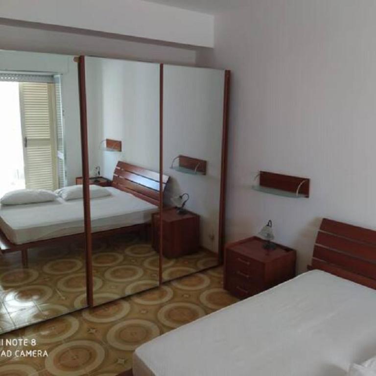 GALLIPOLI a pochi passi dal mare - LIDO SAN GIOVANNI - Appartamento con 2 Camere da Letto e Balcone - 2
