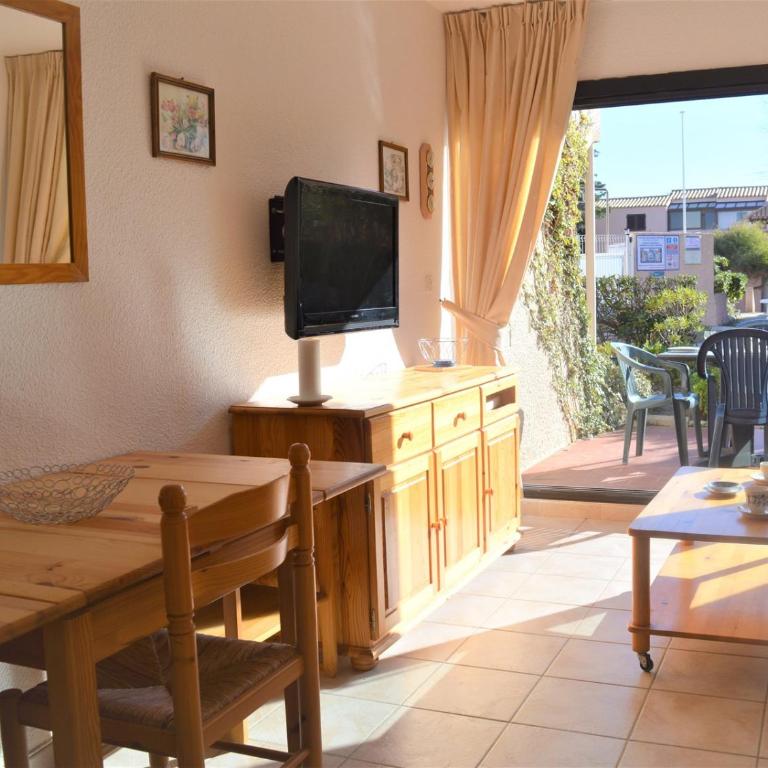 Appart 2 pièces 4 couchages PORT LEUCATE NATURISME PL010-452 - Appartement 1 Chambre - 2