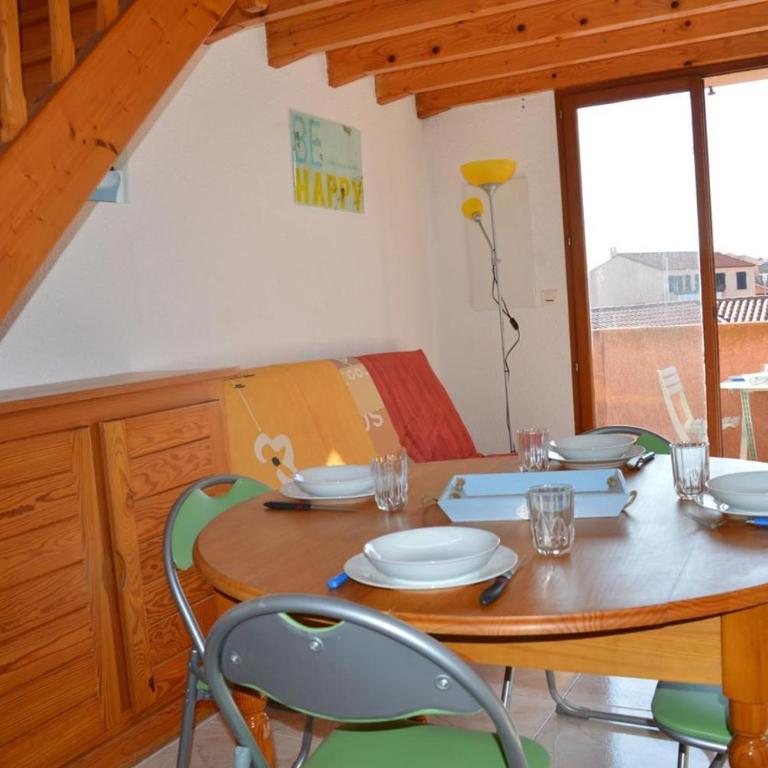 Appart 3 pièces mezz 6 couchages PORT LEUCATE NATURISME PL010-1406 - Appartement avec Balcon - 6
