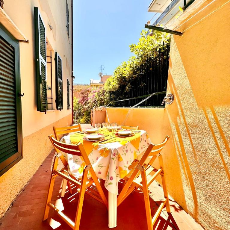 Hostdomus - Villino Matilde - Appartamento con 2 Camere da Letto - 32