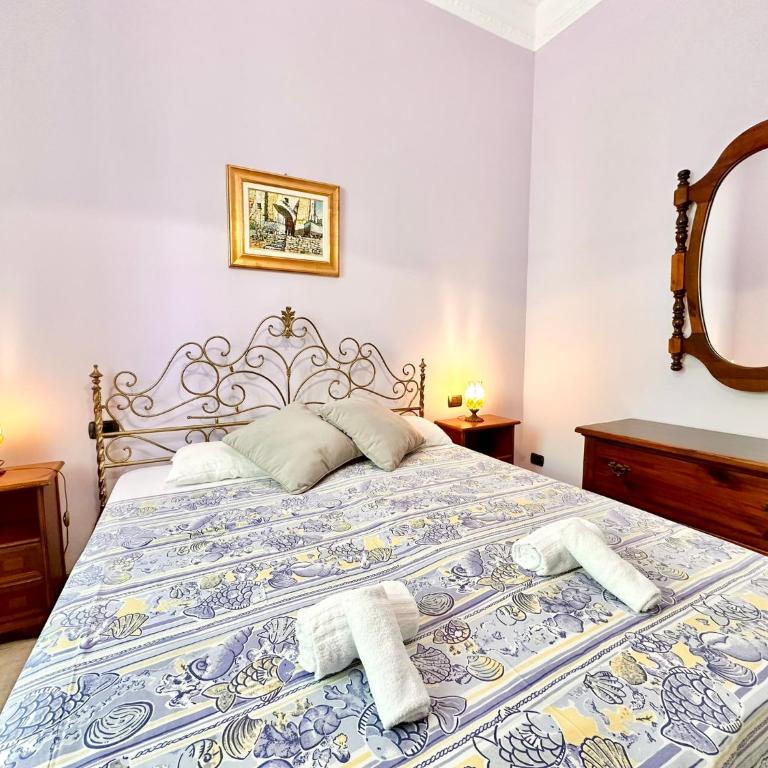 Hostdomus - Villino Matilde - Appartamento con 2 Camere da Letto - 43