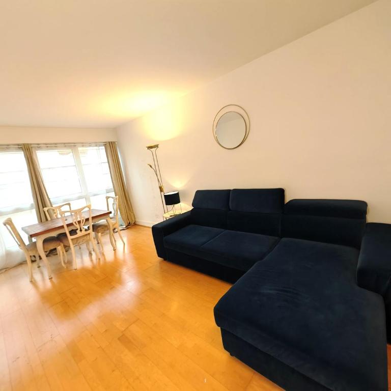 3 pièces proche Tour Eiffel - Appartement 2 Chambres - 6