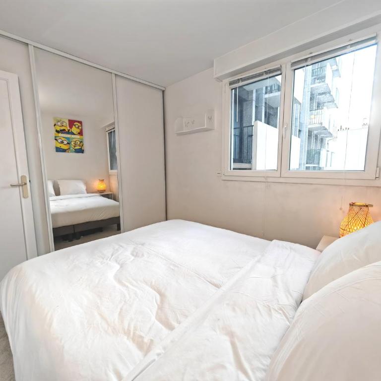 3 pièces proche Tour Eiffel - Appartement 2 Chambres - 13