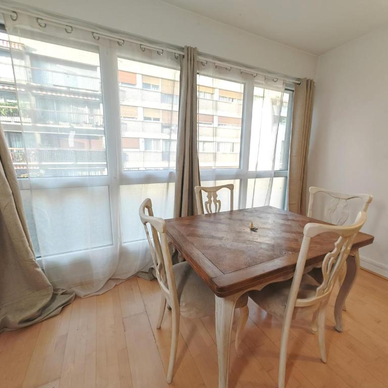 3 pièces proche Tour Eiffel - Appartement 2 Chambres - 23