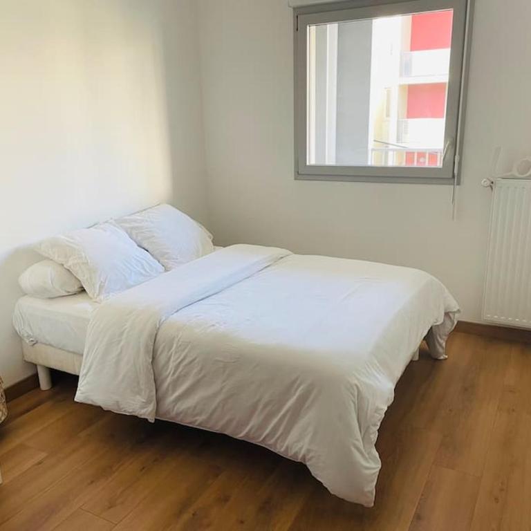 Spacious Near Center Terrace et Parking - Appartamento con 2 Camere da Letto, Balcone e Terrazza - 6