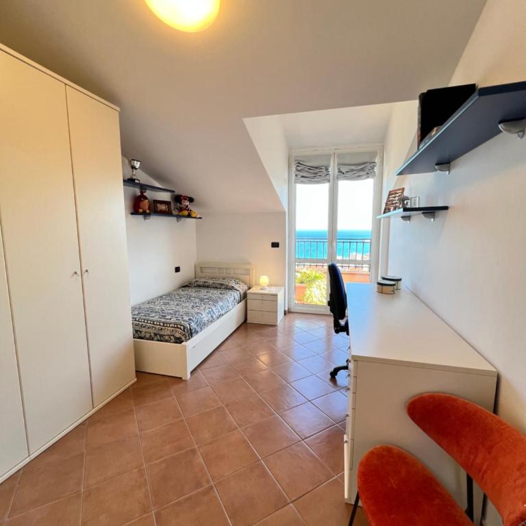 Attico Pietra Ligure 2 Free Parkings & Bike - Appartamento con 2 Camere da Letto - 14