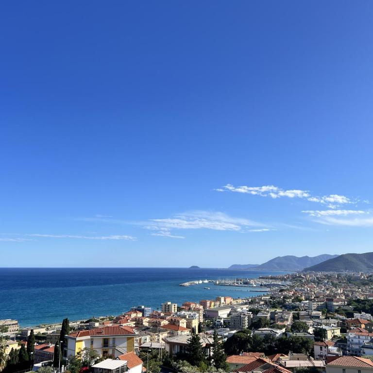 Attico Pietra Ligure 2 Free Parkings & Bike - Appartamento con 2 Camere da Letto - 7