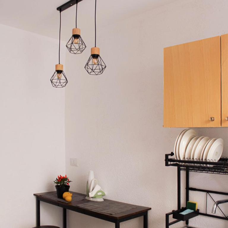 Leone Guest House - Appartamento Monolocale con Letto Queen-Size - 2