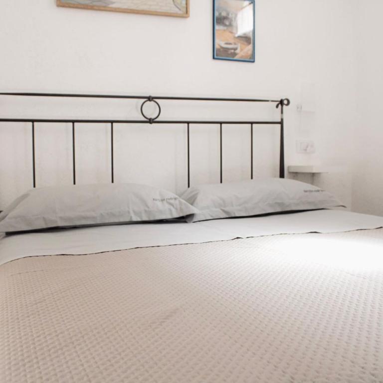 Leone Guest House - Appartamento Monolocale con Letto Queen-Size - 14