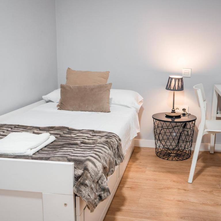 - Apartamento de 3 dormitorios - QH Estación de Tren - Three-Bedroom Apartment - 20