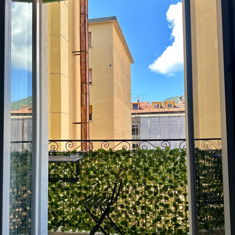 Real Rooms Dalia - Standard Double Room - 2