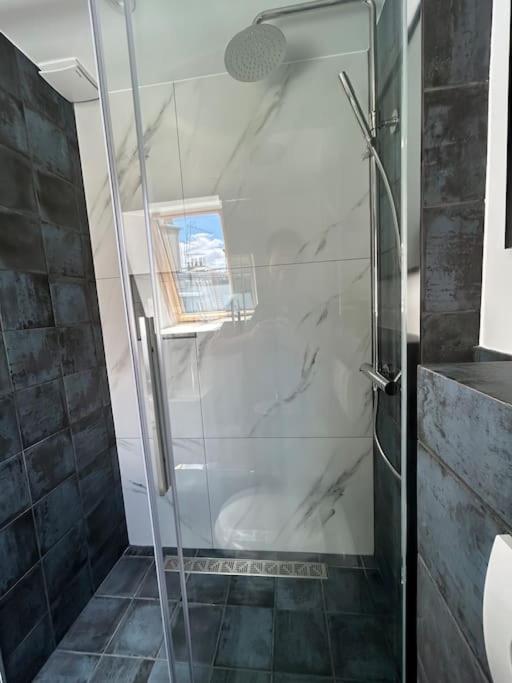Fully renovated studio for 2 - Appartement 1 Chambre - 16