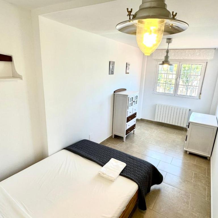 8 Bungalow familiar con Piscina Gran Alacant - Three-Bedroom House - 5