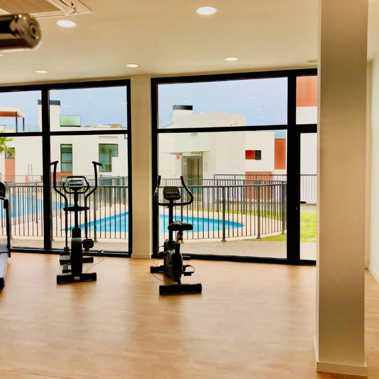 Upscale 3 bedroom Apartment 300m from the Beach - Three-Bedroom Apartment - 38