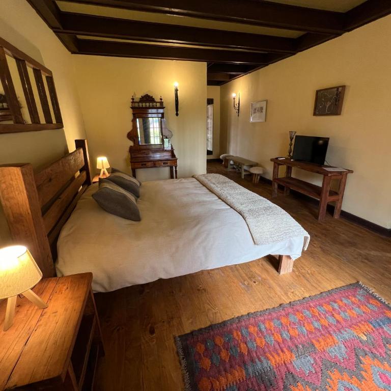CASONA SAN PEDRO Hotel Boutique - Deluxe Queen Room - 1