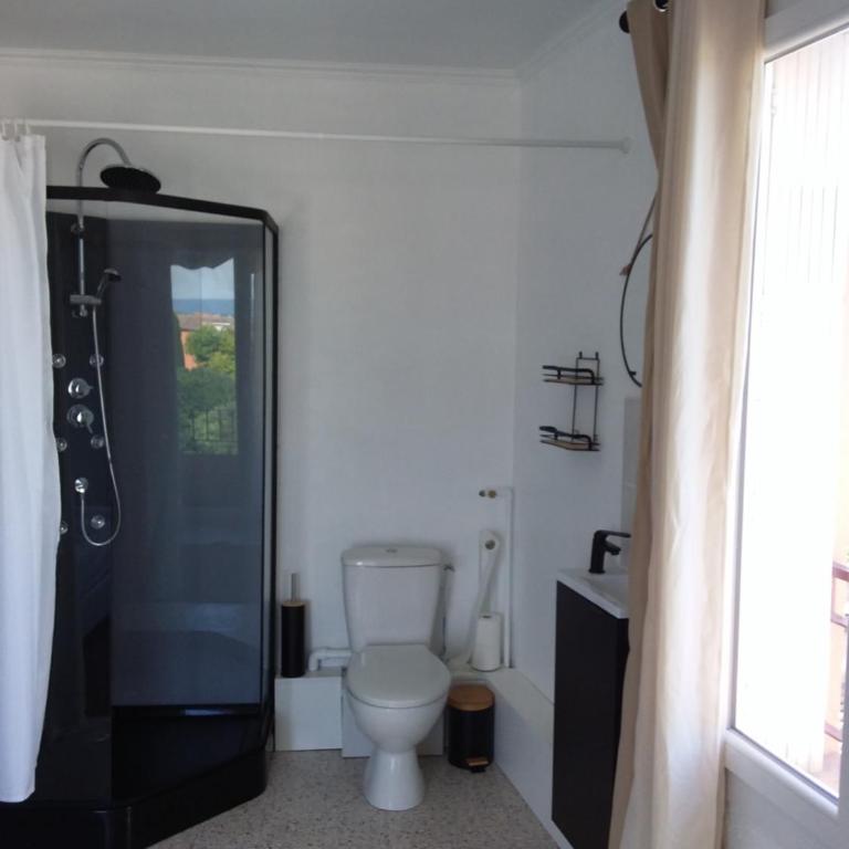 Ogooué appartement entier Lumineux 94m2 - Appartement 2 Chambres avec Vue sur la Montagne - 10