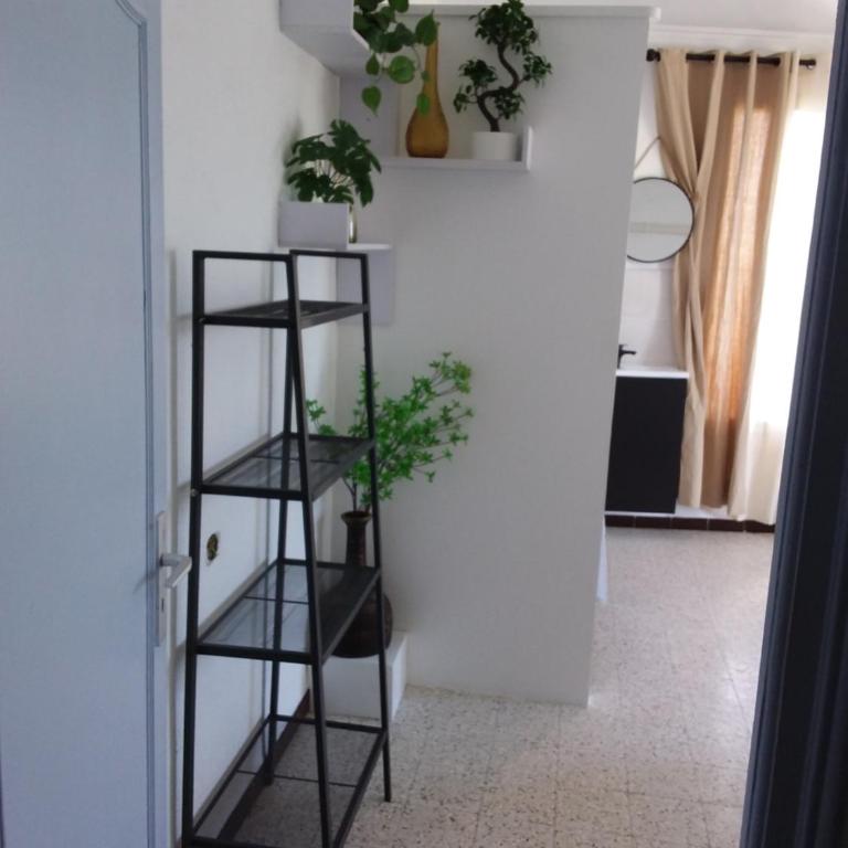 Ogooué appartement entier Lumineux 94m2 - Appartement 2 Chambres avec Vue sur la Montagne - 26