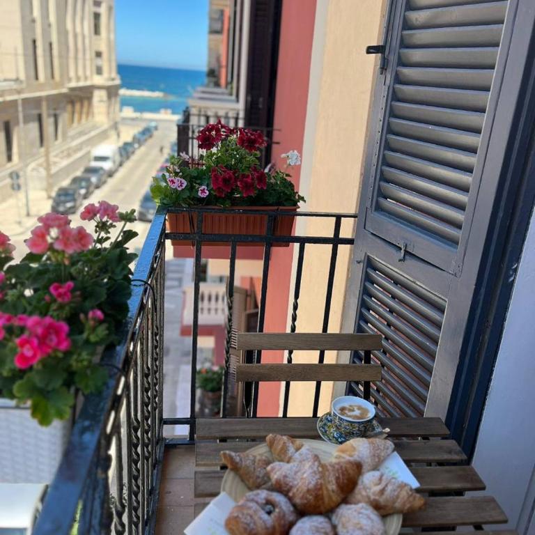 Mariamora Apartment - Double Room with Shared Bathroom - 3