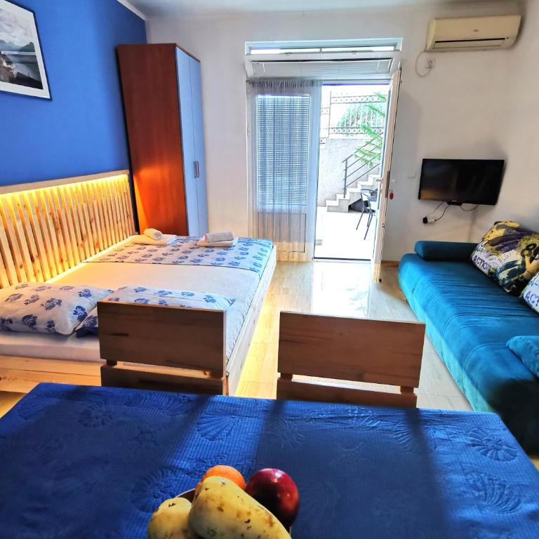Durakovic Apartments - Studio with Garden View - 7