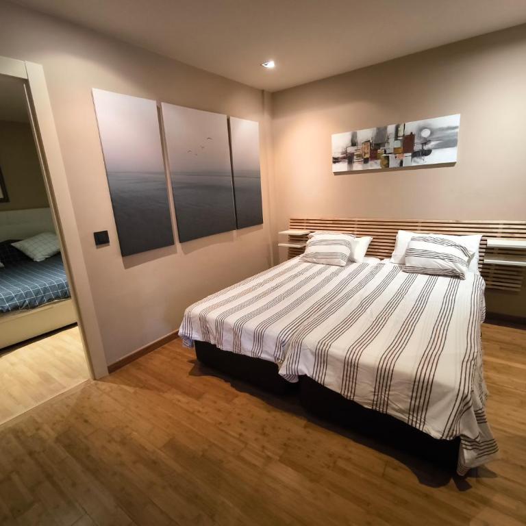 Apartamentos Calle Mayor 23 Llanes - Apartment with Port View and Balcony - 14