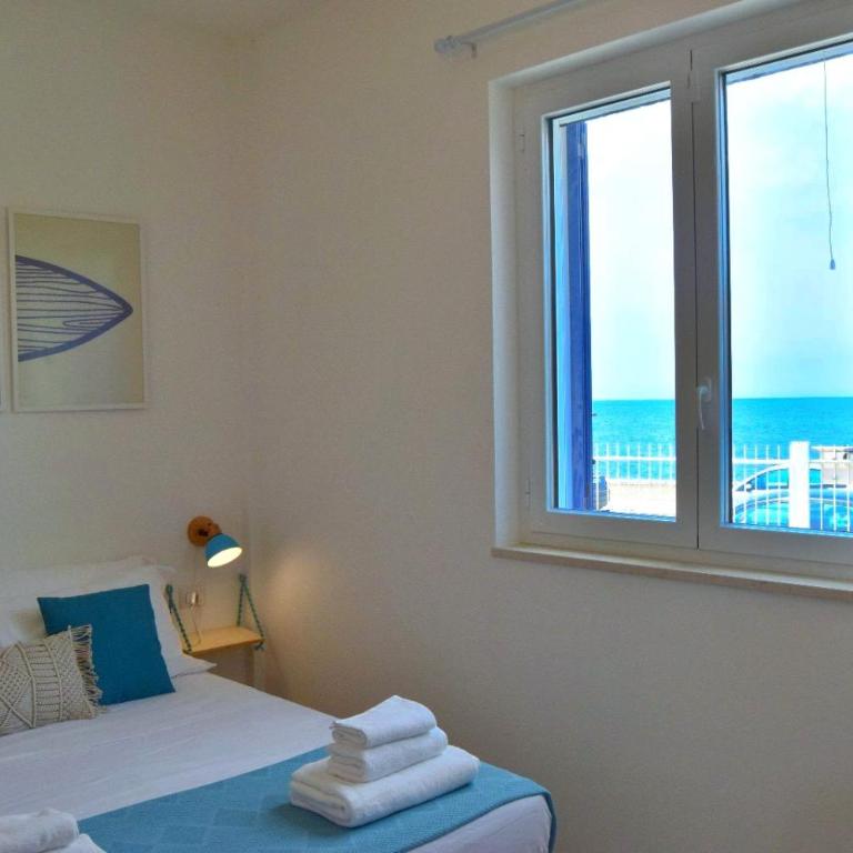 12 Passi dal Mare - Camera Matrimoniale con Vista Mare - 2