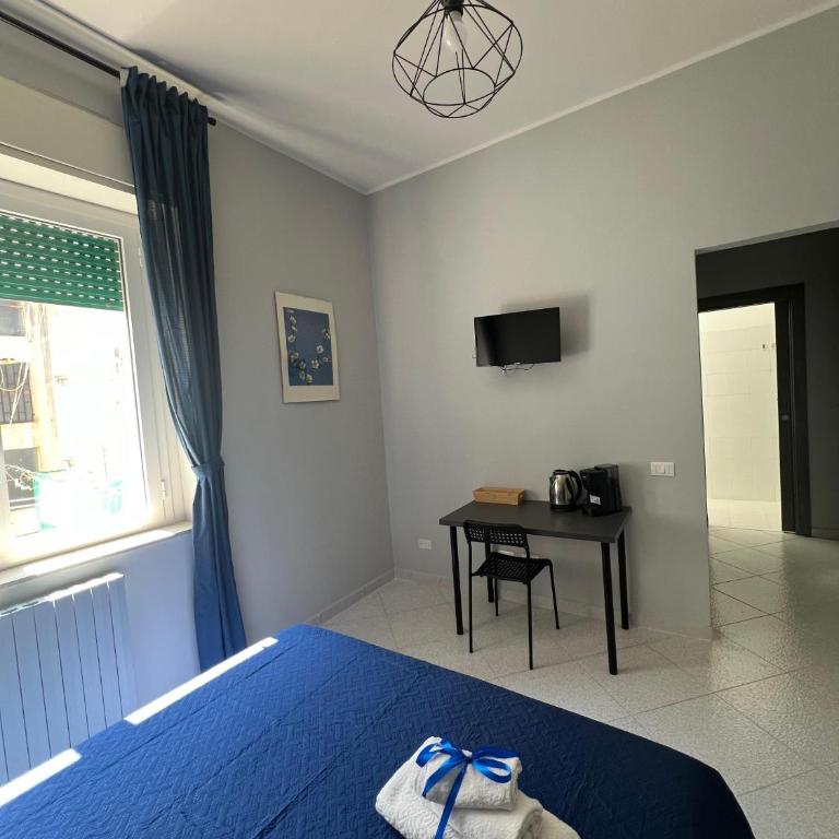 Settetrequattro Rooms - Small Double Room - 1