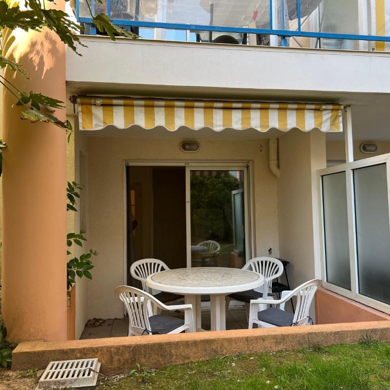 Appartement cosy piscine plage 2 pièces - Apartment mit 1 Schlafzimmer - 7