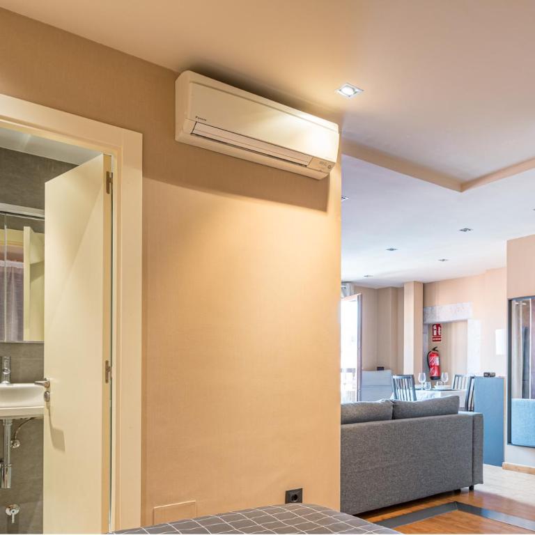 Apartamentos Calle Mayor 23 Llanes - Apartment with Port View and Balcony - 18