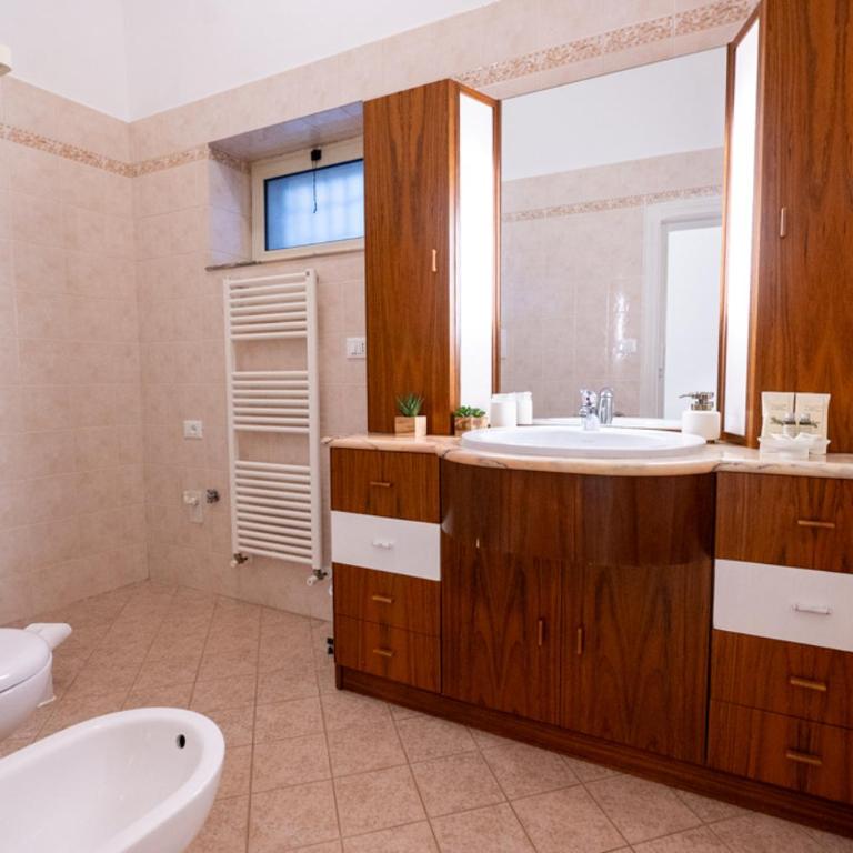 Dea Luxury casa vacanze- zona Chiesa a Trullo - - Casa con 3 Camere da Letto - 37