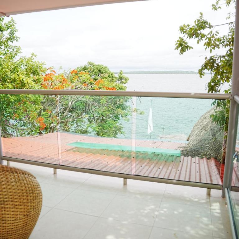 Hotel Isla Real - Deluxe Suite with Sea View - 3